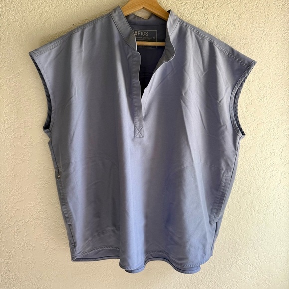 Figs Technical Collection Blue-Gray Sleeveless Scrub Shirt Mens Size XL - Picture 1 of 7